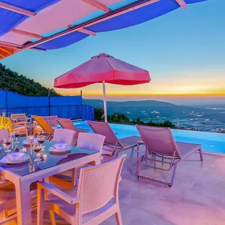 Villa Uezuemlue 2 Bedroom Secluded With Private Pool Hot Tub Kalkan