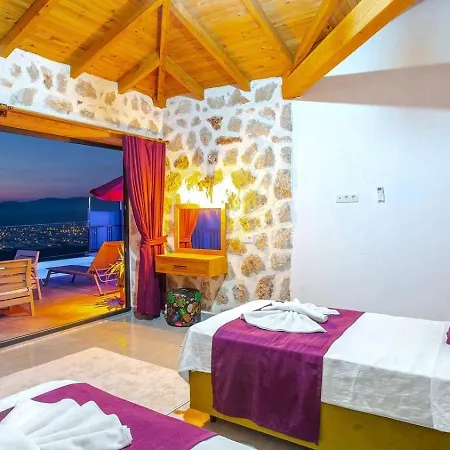Uezuemlue 2 Bedroom Secluded With Private Pool Hot Tub Villa *