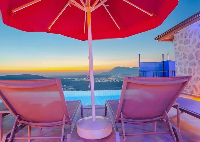 Uezuemlue 2 Bedroom Secluded With Private Pool Hot Tub كالكان