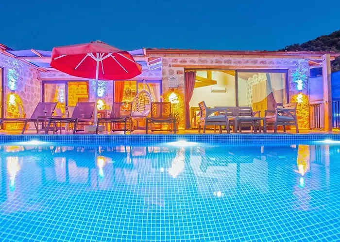 فيلة Uezuemlue 2 Bedroom Secluded With Private Pool Hot Tub كالكان