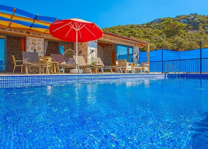Uezuemlue 2 Bedroom Secluded With Private Pool Hot Tub كالكان