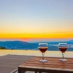 Uezuemlue 2 Bedroom Secluded With Private Pool Hot Tub كالكان