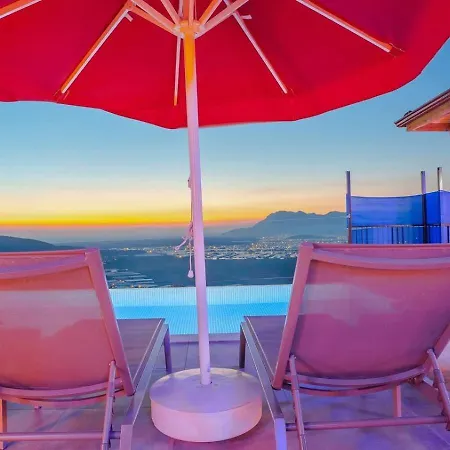 Uezuemlue 2 Bedroom Secluded With Private Pool Hot Tub كالكان